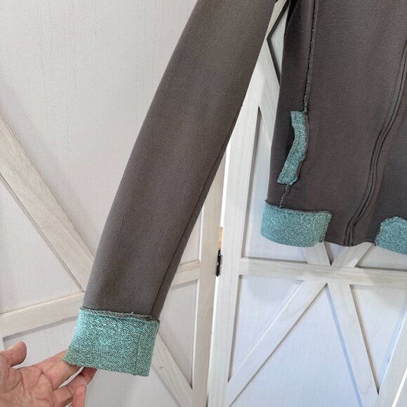 Fox Riders Co. Zip-Up Sweatshirt - Picture 4 of 6